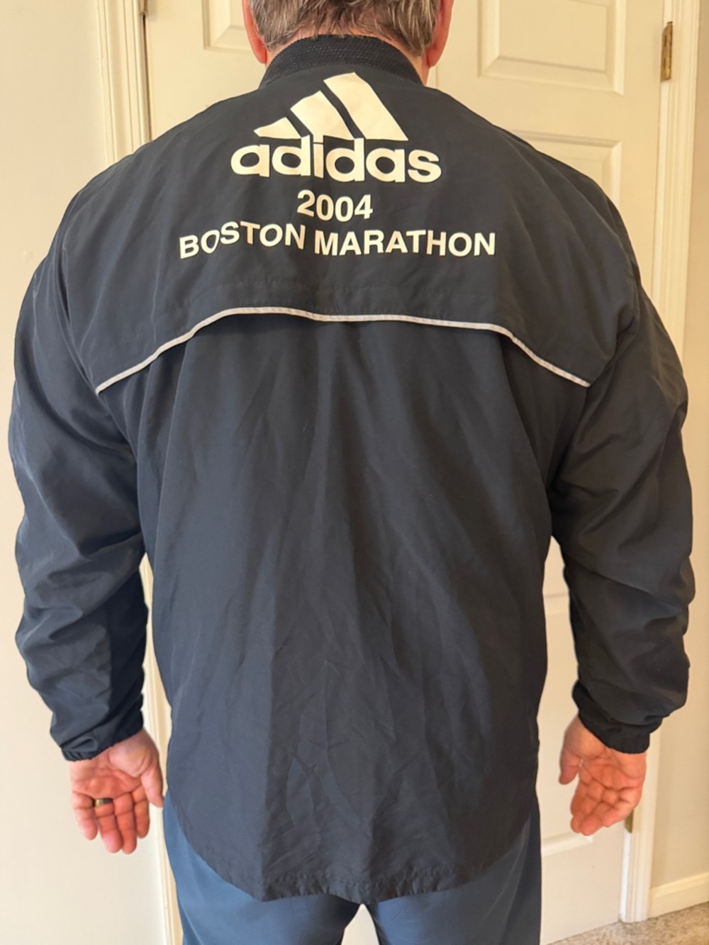 adidas Vintage 2004 Boston Marathon Black Windbreaker Jacket w/ white logo